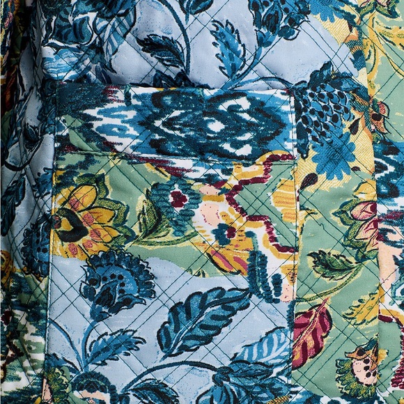 ISO Cupio Snap Front Quilted Jacket - Picture 3 of 4